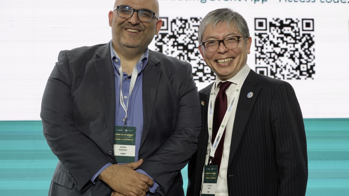 Yuichiro Akita (right), Berne Union President, and Director, Istanbul International Centre for Private Sector in Development at UNDP